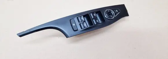 Hyundai i40 Electric window control switch 935703Z000