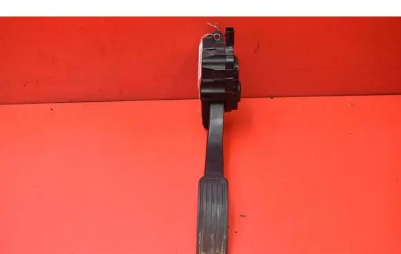 Ford Mondeo MK I Accelerator throttle pedal 9F836CT8UC