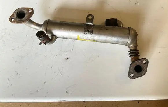Opel Astra H EGR valve cooler 8973635151