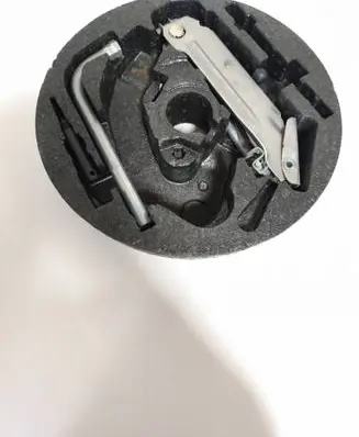 Audi A4 S4 B7 8E 8H Tool box 8E9012109