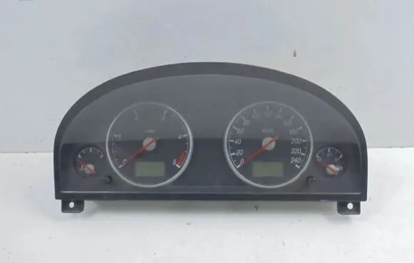 Ford Mondeo Mk III Speedometer (instrument cluster) 1S7F10849GE