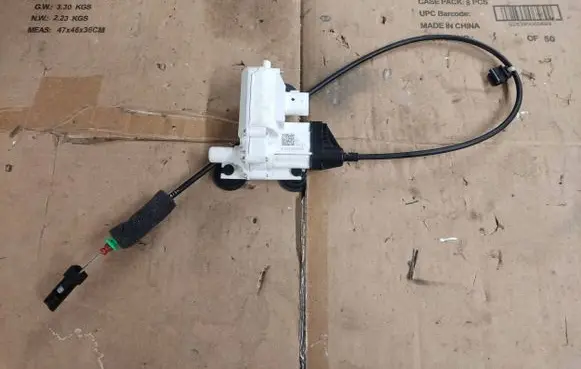 Mercedes-Benz S W222 Rear door soft close latching motor A2227601600 LE16433