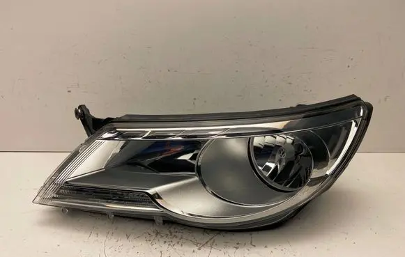 Volkswagen Tiguan Headlight/headlamp 5N1941031P 1ED24703801 24703801000303