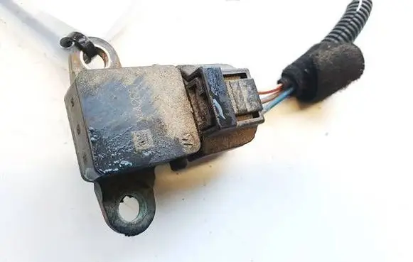 Opel Zafira A Air pressure sensor 24426679