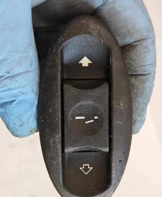 Mini One - Cooper R50 - 53 Sunroof switch 6918396