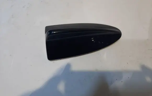 BMW X6 E71 Roof (GPS) antenna cover 1682752