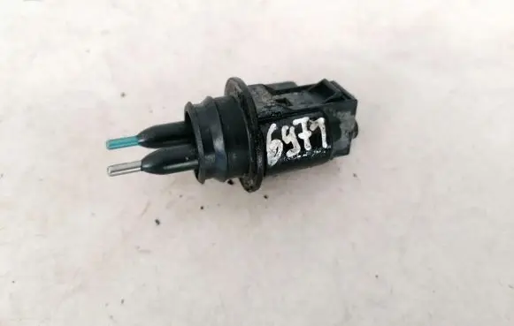 Volkswagen PASSAT B6 Coolant level sensor 1j0973202