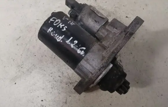 Volkswagen Fox Starter motor 0001120400