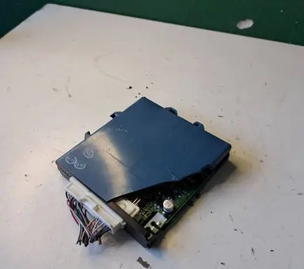 Toyota Corolla Verso AR10 Combustion control unit/module 896180F020