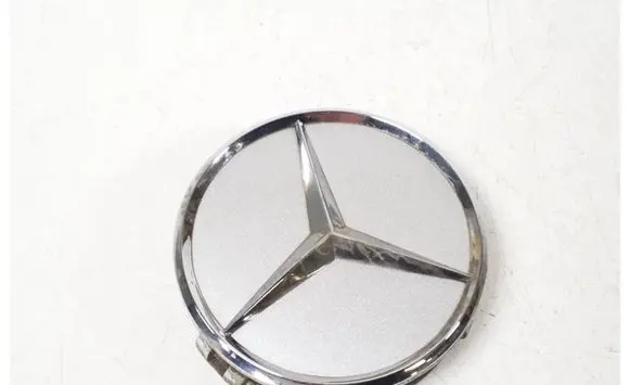 Manufacturer badge logo/emblem