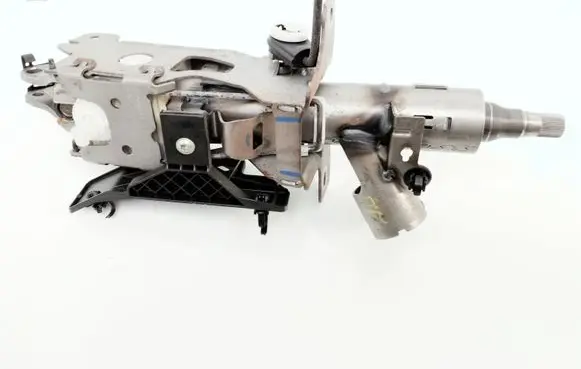 Steering wheel axle