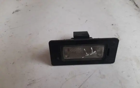 Audi TT TTS Mk2 Number plate light 8T0943021