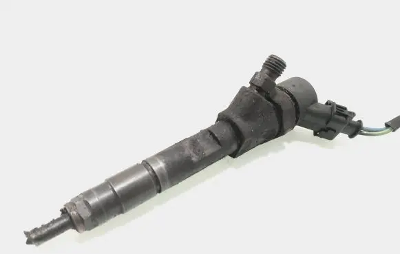 Volvo S40, V40 Fuel injector 0445110146 8200238528