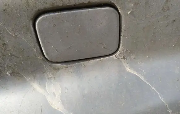 Rear bumper row hook cap/cover