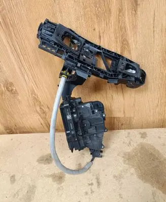 Front door lock