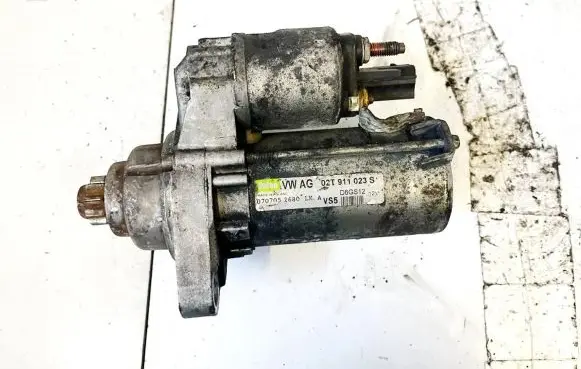 Volkswagen Golf V Starter motor 02T911023S D6GS12