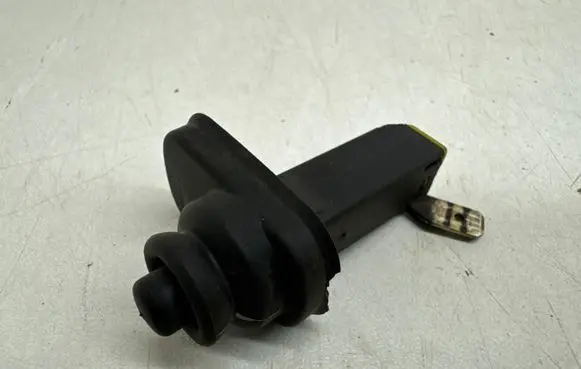 Audi 80 90 S2 B4 Front door sensor 893947561B