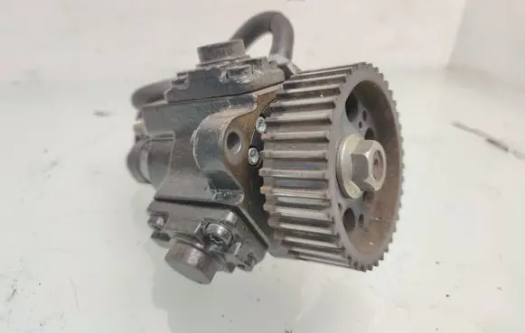 Fuel injection high pressure pump