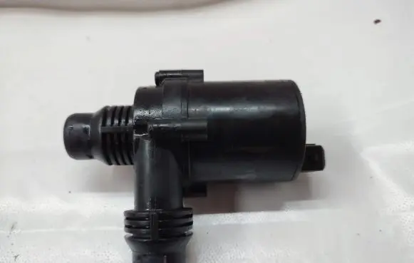 BMW X5 E70 Electric auxiliary coolant/water pump 9197085