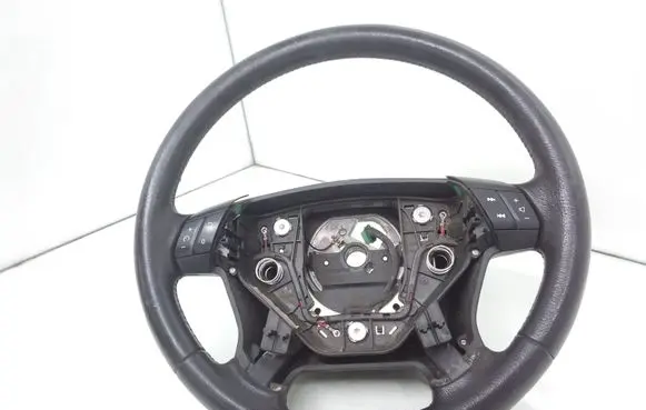 Volvo XC90 Steering wheel 30680837