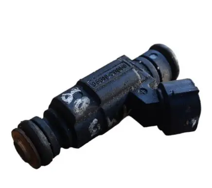 KIA Venga Fuel injector 353102B000