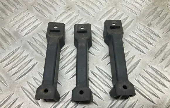 Audi A5 Sportback 8TA Front bumper mounting bracket 8T0807899