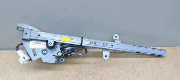 Mercedes-Benz CLK A209 C209 Seat belt adjustment motor 2038600282