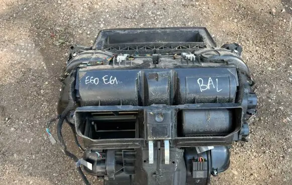 BMW 5 E60 E61 Interior heater climate box assembly 6942994 ECB690 D8683