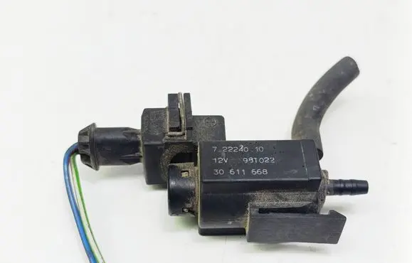 Volvo S80 Vacuum valve 722240
