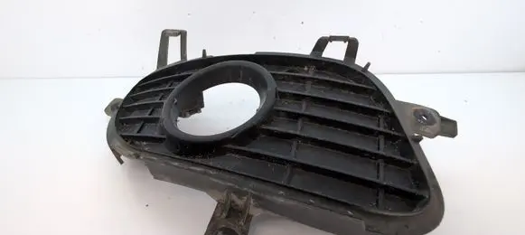 Mercedes-Benz A W169 Front fog light trim/grill A1698850622