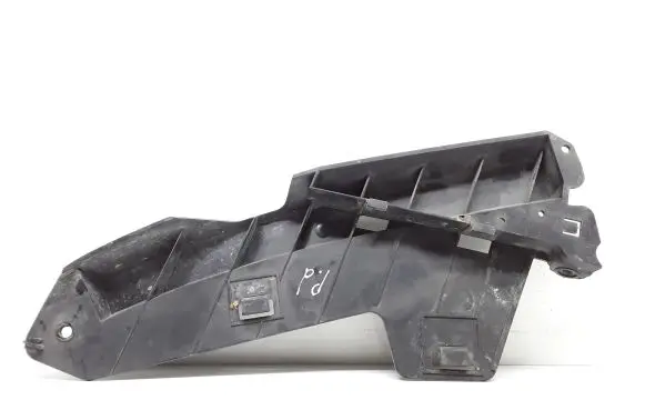 Volvo XC70 Front bumper mounting bracket 30796388