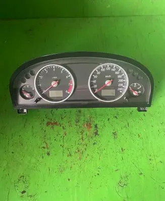 Ford Mondeo Mk III Speedometer (instrument cluster)
