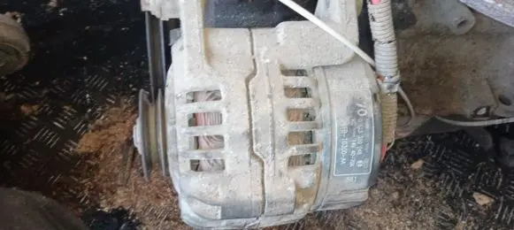 Mazda 121 SM Generator/alternator 0123310048 96FB-10300-AA