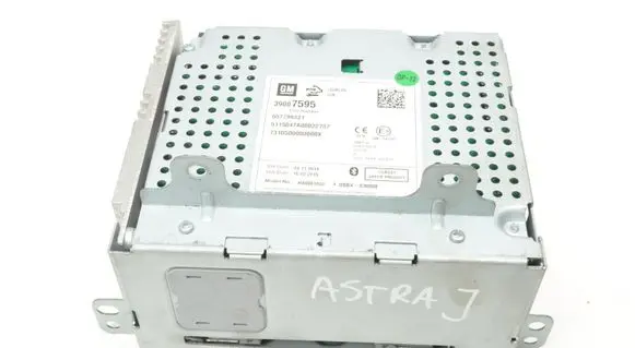 Opel Astra J Navigation unit CD/DVD player 39007595