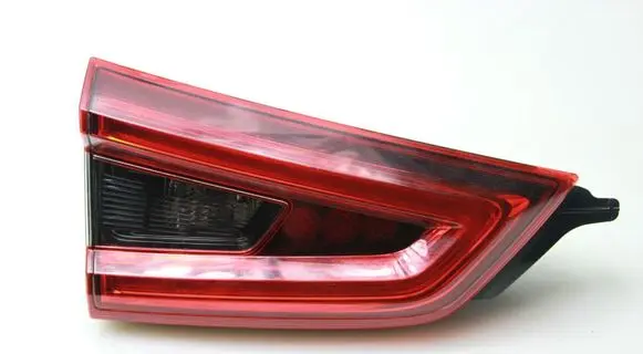 Nissan Qashqai Tailgate rear/tail lights