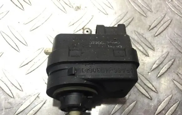 Renault Laguna I Headlight level adjustment motor 