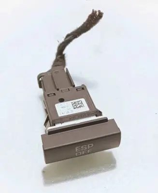 Skoda Octavia Mk2 (1Z) ESP (stability program) switch 1Z0927134C 10012846 08120807