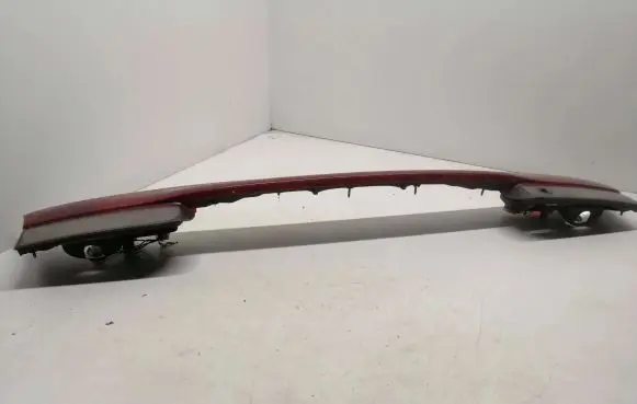 Tailgate rear/tail lights
