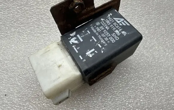 Volkswagen Sharan Glow plug pre-heat relay 7M5919506 YM218C616AA 899257000
