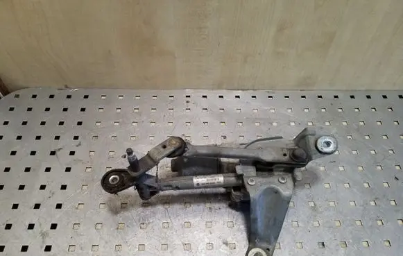 Front wiper linkage
