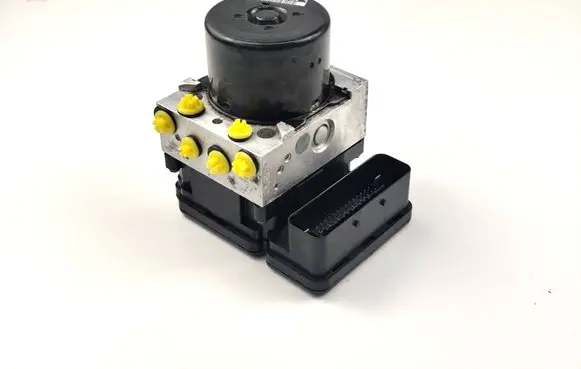 Ford C-MAX II ABS Pump BV612C405AK 10021209194 10096101533