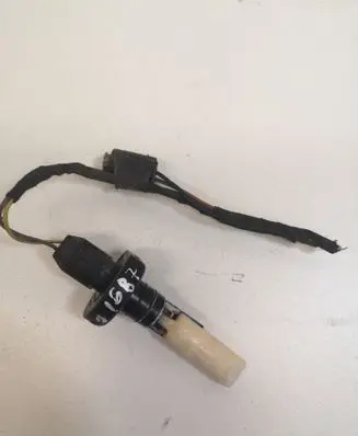 Mercedes-Benz SLK R171 Windshield washer fluid level sensor 2205400045