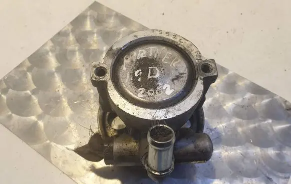 Peugeot Partner Power steering pump 9638383080