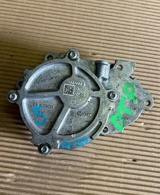 Audi A6 Allroad C8 Vacuum pump 05L145100B