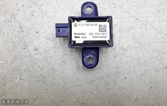 Mercedes-Benz CLS C218 X218 Fuel cut-off switch a2128205026