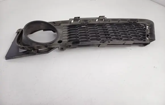 BMW 3 E90 E91 Fog light bracket 51118045967 8045967