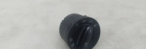 Volkswagen PASSAT B6 Light switch 