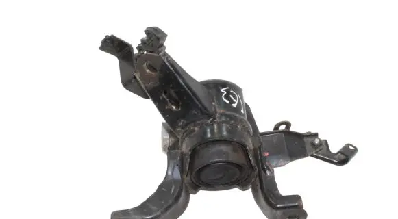 Toyota Auris 150 Engine mount bracket 1230537160
