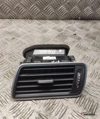 Volkswagen PASSAT B7 Dashboard side air vent grill/cover trim 3ac819701a