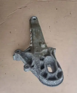 Mini Cooper Countryman R60 Gearbox mounting bracket 6788663
